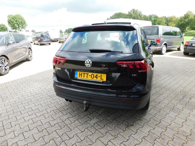 Volkswagen TIGUAN 1.4 TSI/DSG, Led, Panodak, Trekhaak, Virtual cockpit enz enz .