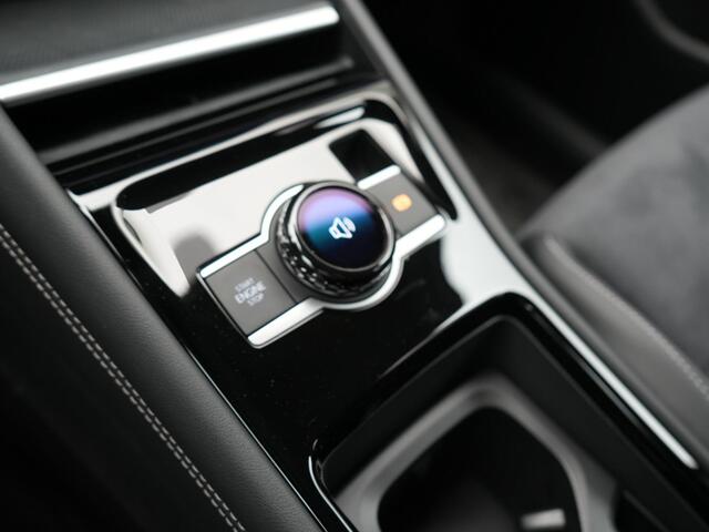 Volkswagen TIGUAN 1.5 eHybrid Elegance Plug In Hybrid 204pk Nieuw Model PHEV | Trekhaak af Fabriek | Head Up | Adaptive Cruise | 360 Camera | Alcantara Sportstoelen Massage | IQ light | Keyless | Parkassist | Sfeerverlichting |
