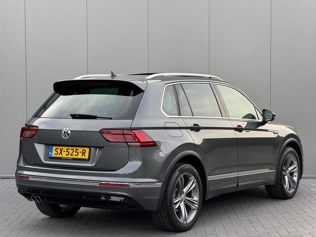 Volkswagen TIGUAN 1.4 TSI 150pk 4Motion R-Line Highline | Panorama | Adaptive Cruise | Keyless | Virtual | Apple CarPlay