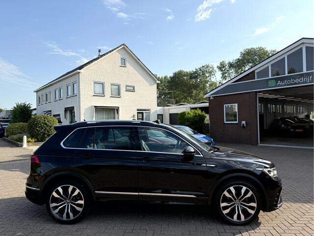 Volkswagen TIGUAN 1.5 TSI R-Line Business+ Panoramadak, 20''Lmv, IQ Light