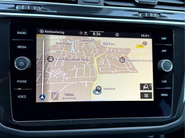 Volkswagen TIGUAN 1.5 TSI R-Line Business+ Panoramadak, 20''Lmv, IQ Light