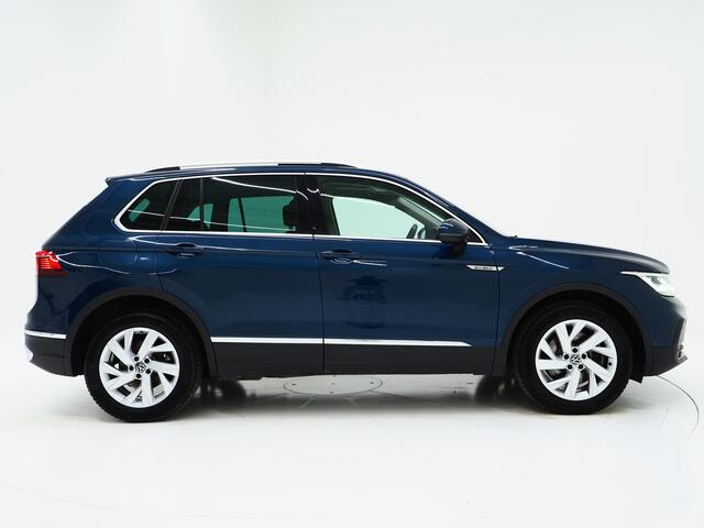 Volkswagen TIGUAN 1.4 TSI eHybrid Elegance | Panoramadak | Trekhaak | Adaptive Cruise | Virtual | Camera | Carplay