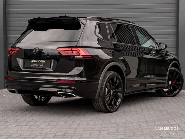 Volkswagen TIGUAN Allspace 1.5 TSI 3x R-Line 7p. Pano Leer Trekhaak 360