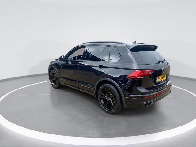 Volkswagen TIGUAN 1.5 TSI 150pk DSG automaat R-Line Business+ · Panoramadak · Camera · Black Style · Stoelverwarming · 19'' Velgen ·