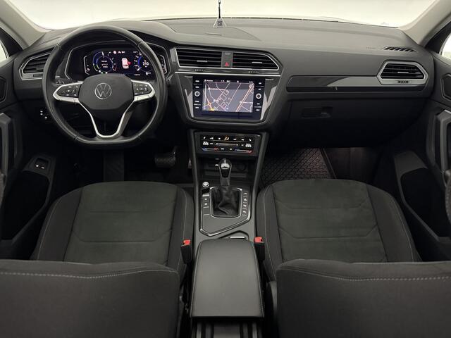 Volkswagen TIGUAN 1.4 TSI eHybrid R-Line 225PK Pano LED Virtual ACC Trekhaak Sfeer Camera Carplay Clima PDC 18"LMV