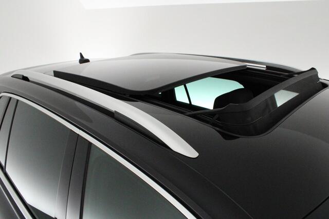Volkswagen TIGUAN 1.5 TSI 150pk DSG ACT R-Line Highline Keyless Camera Virtual Cockpit Panoramadak Navigatie