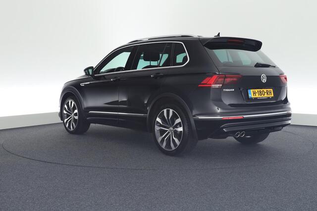 Volkswagen TIGUAN 1.5 TSI 150pk DSG ACT R-Line Highline Keyless Camera Virtual Cockpit Panoramadak Navigatie