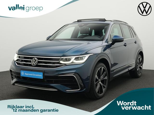 Volkswagen TIGUAN 1.4 TSI 245 pk DSG eHybrid R-Line Business+ | Pano | Trekhaak | Adaptieve ondertelregeling (DCC) | Leder 'Vienna' | 20 inch Misano velgen | IQ light | Adaptieve onderstelregeling