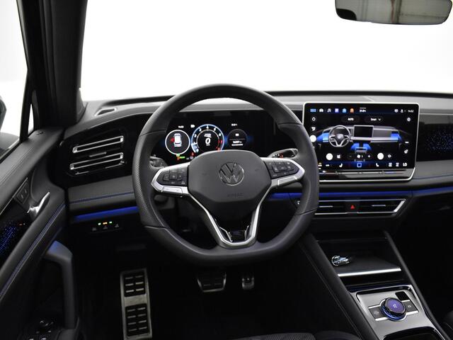 Volkswagen TIGUAN 1.5 eTsi 150pk DSG R-Line Edition · Panoramadak · 360 Camera · Apple/Android Car Play · Massage · IQ.Light · Elek. Achterklep · 19'' Inch · Garantie t/m 19-09-2026