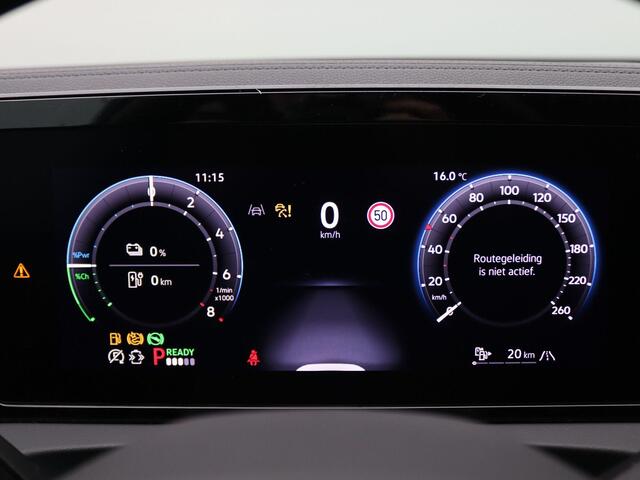 Volkswagen TIGUAN 1.5 eHybrid Life Edition 204PK DSG Trekhaak, Voorruitverwarming, Elektr. Achterklep, Side Assist, Navi via Apple Carplay/Android Auto, Achteruitrijcamera, Winterpakket Plus, 18" LM Velgen