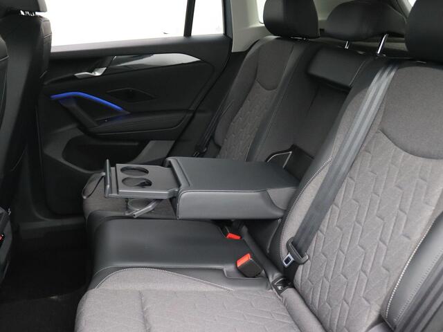 Volkswagen TIGUAN 1.5 eHybrid Life Edition 204PK DSG Trekhaak, Voorruitverwarming, Elektr. Achterklep, Side Assist, Navi via Apple Carplay/Android Auto, Achteruitrijcamera, Winterpakket Plus, 18" LM Velgen
