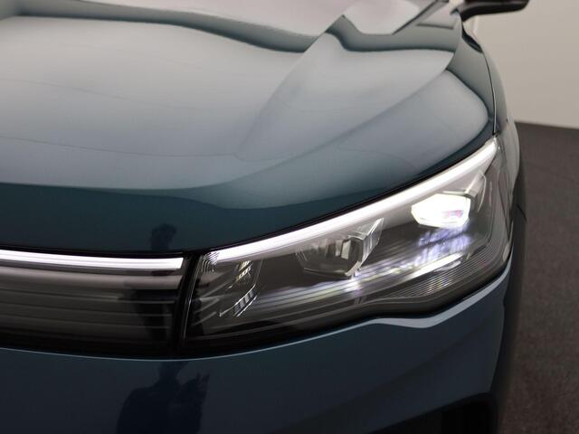 Volkswagen TIGUAN 1.5 eHybrid Life Edition 204PK DSG trekhaak, verwarmbare voorruit, full led, side assist, elek. achterklep, achteruitrijcamera, navi via apple carplay/android auto, stoelverwarming voor + achter, stuurwielverwarming, 18" lichtmetaal adaptive cruise