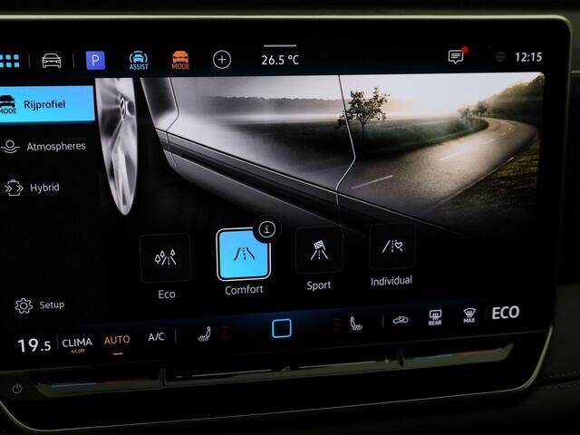 Volkswagen TIGUAN 1.5eHybrid 150kW/204PK Life DSG · App connect · Trekhaak · Camera + Parkeersensoren · Garantie tot juni 2027