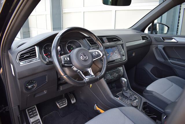 Volkswagen TIGUAN 2.0 TSI 4Motion Highline Business R Panodak | Automaat | 19 inch