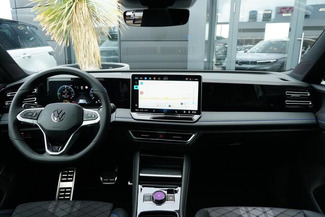 Volkswagen TIGUAN 1.5 eHybrid R-Line Edition 272pk Panoramadak/IQ-Light/360Camera