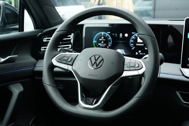 Volkswagen TIGUAN 1.5 eHybrid R-Line Edition 272pk Panoramadak/IQ-Light/360Camera