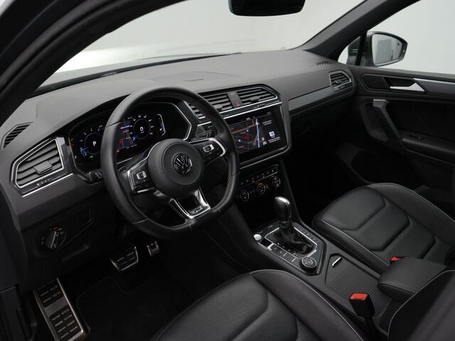 Volkswagen TIGUAN 2.0 TSI 230 pk 4Motion DSG Highline Business R / R-Line | Panoramadak | Trekhaak | Standkachel | Leder | Navigatie Discover Pro | Geheugenstoel | Adaptief onderstel