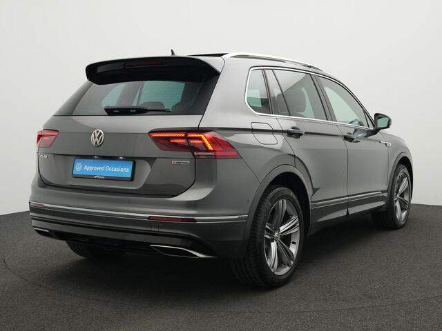 Volkswagen TIGUAN 2.0 TSI 230 pk 4Motion DSG Highline Business R / R-Line | Panoramadak | Trekhaak | Standkachel | Leder | Navigatie Discover Pro | Geheugenstoel | Adaptief onderstel