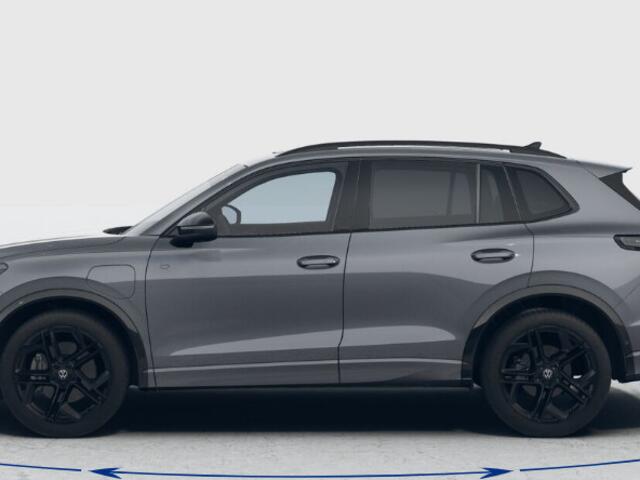 Volkswagen TIGUAN 1.5 eHybrid R-Line Edition 272PK l Multimedia Plus Pakket l Design Pakket l Trekhaak l Black Style Pakket