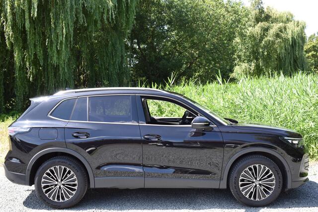 Volkswagen TIGUAN 1.5 eTSI LIFE TREKHAAK | CAMERA | STUUR VERW.