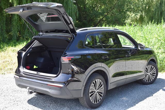 Volkswagen TIGUAN 1.5 eTSI LIFE TREKHAAK | CAMERA | STUUR VERW.