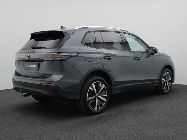 Volkswagen TIGUAN 1.5 eHybrid Life Edition 204PK DSG Adaptieve Cruise Controle, Navi via Apple Carplay/Android Auto, Achteruitrijcamera, Keyless, Stoel-Stuurverwarming, Trekhaak, 19" LM Velgen