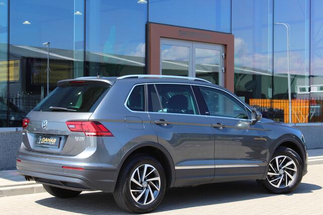 Volkswagen TIGUAN 2.0 TSI 180PK 4Motion DSG Sound | Navi | ACC | Apple Carplay