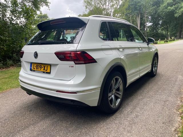 Volkswagen TIGUAN 1.4 TSI ACT Comfortline Business R