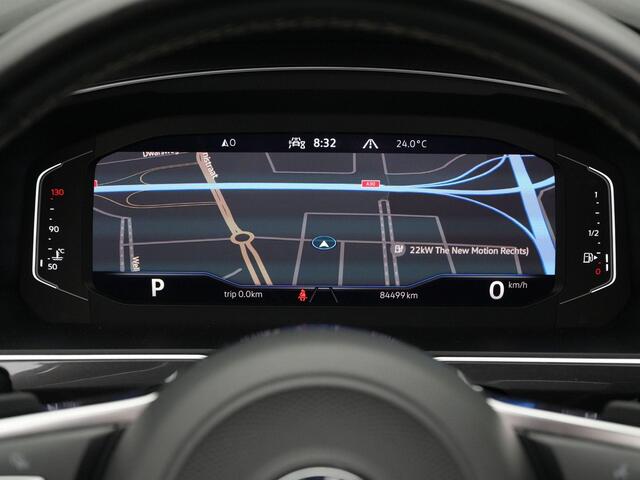 Volkswagen TIGUAN Allspace 1.5 TSI 150 pk DSG ACT Highline Business R | Panoramadak | Rondomzicht camera | Black Style | Trekhaak | Leder 'Vienna' | 19 inch