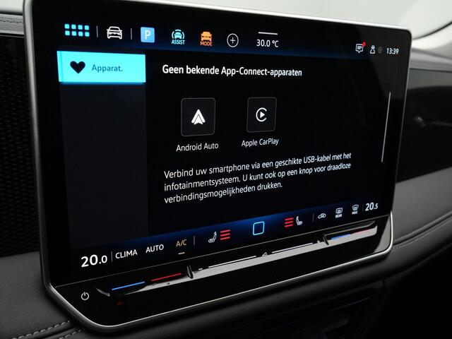 Volkswagen TIGUAN 1.5 eTSI 130 pk DSG Life Edition | LED | Achteruitrijcamera | Adaptive Cruise Control | Park Assist | Stoelverwarming | 18 inch