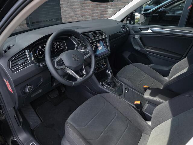 Volkswagen TIGUAN 1.4 TSI eHybrid Elegance | 247km! | Matrix | Camera | Keyl. | 30 kleuren Amb. Int. verl. | Lndst. |