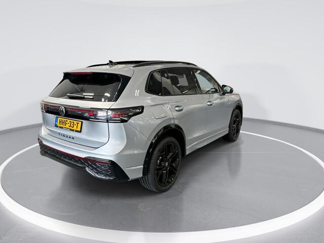 Volkswagen TIGUAN 1.5 eHybrid 272pk DSG R-Line Edition · Head-Up · 360 Camera · Elek. Trekhaak · Stoelmassage · Stoelventilatie · Elek. Voorstoelen · 20'' Inch · Garantie t/m 13-03-2029 of 100.000km