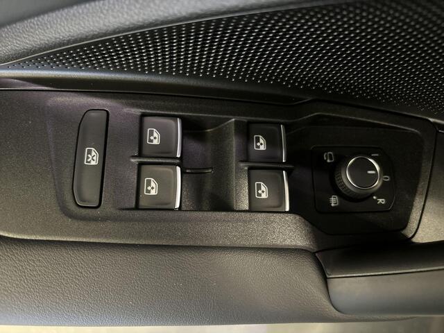 Volkswagen TIGUAN 1.5 eHybrid 272pk DSG R-Line Edition · Head-Up · 360 Camera · Elek. Trekhaak · Stoelmassage · Stoelventilatie · Elek. Voorstoelen · 20'' Inch · Garantie t/m 13-03-2029 of 100.000km
