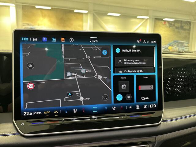 Volkswagen TIGUAN 1.5 eHybrid 272pk DSG R-Line Edition · Head-Up · 360 Camera · Elek. Trekhaak · Stoelmassage · Stoelventilatie · Elek. Voorstoelen · 20'' Inch · Garantie t/m 13-03-2029 of 100.000km