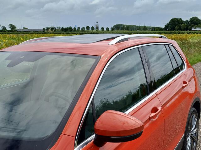 Volkswagen TIGUAN 2.0 TSI 4Motion Highline /Pano/Leder/20"/Trekh/360 Camera/Digi dash/
