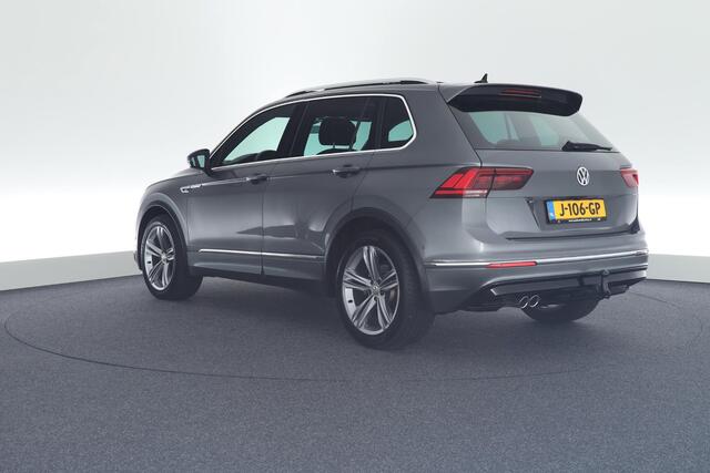Volkswagen TIGUAN 1.5 TSI 150pk DSG ACT R-Line Highline Trekhaak 360Camera Keyless Stoelverwarming Massage Panoramadak