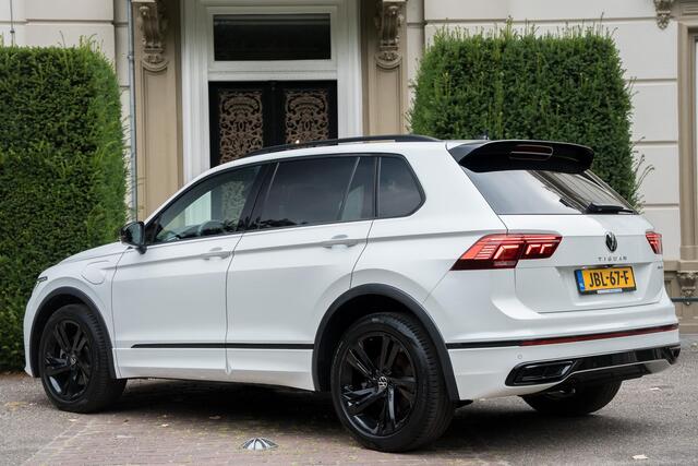 Volkswagen TIGUAN 1.4 TSI eHybrid R-Line Business+ TREKHAAK | CAMERA | WINTER PACK | 1E EIGN
