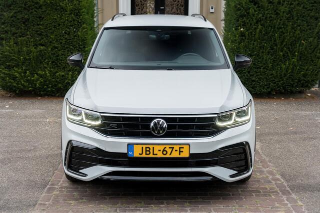 Volkswagen TIGUAN 1.4 TSI eHybrid R-Line Business+ TREKHAAK | CAMERA | WINTER PACK | 1E EIGN