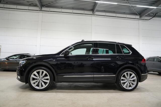Volkswagen TIGUAN 1.4 TSI 4Motion Highline DSG * Pano - Virtual - 20" - Keyless - ACC - LED - App *