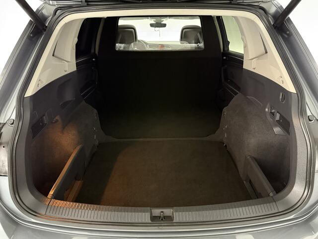 Volkswagen TIGUAN 2.0 TDI 4motion | Grijs kenteken | VAN | 191PK DSG 2400kg Trekgew. Trekhaak Pano ACC LED Carplay Clima Navi Virtual 18"LMV PDC