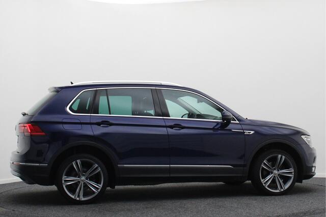 Volkswagen TIGUAN 1.4 TSI ACT Highline R-Line Virtual Cockpit, ACC, Apple Carplay, Camera, DAB, Trekhaak, 19"