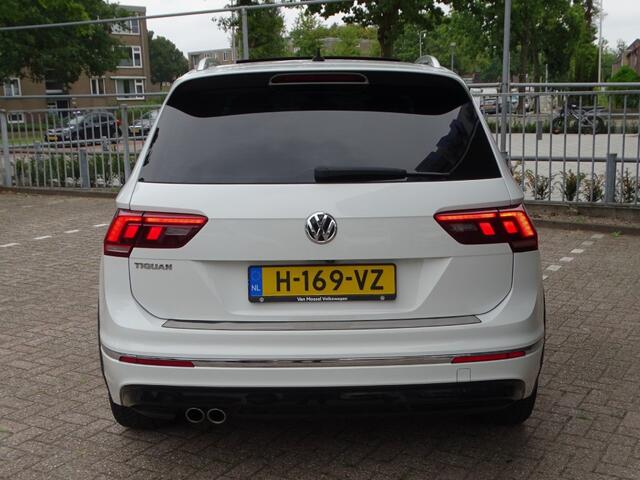 Volkswagen TIGUAN 1.5 TSI HIGHL. BUS R Navi Carplay Clima Cruise Camera