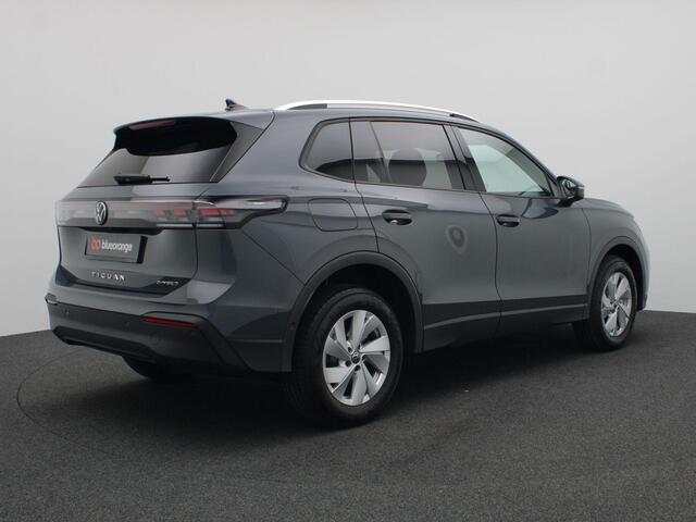 Volkswagen TIGUAN 1.5 eHybrid Life Edition 204PK DSG Trekhaak, Achteruitrijcamera, Adaptieve Cruise Controle, Trekhaak, Navi via Apple Carplay/Android Auto, Keyless, Side Assist, Stoel-Stuurverwarming, Elektr. Achterklep, 17" LM Velgen