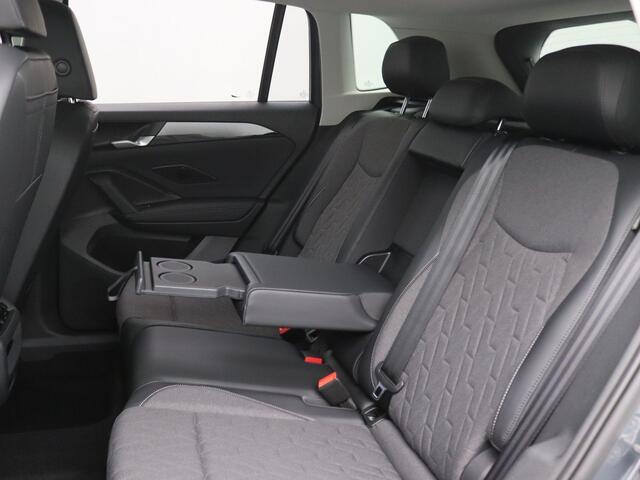 Volkswagen TIGUAN 1.5 eHybrid Life Edition 204PK DSG Trekhaak, Achteruitrijcamera, Adaptieve Cruise Controle, Trekhaak, Navi via Apple Carplay/Android Auto, Keyless, Side Assist, Stoel-Stuurverwarming, Elektr. Achterklep, 17" LM Velgen