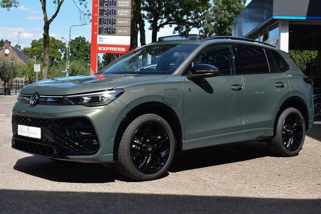 Volkswagen TIGUAN 1.5 eHybrid R-Line Edition Pano Trekhaak Massage 20" ACC Sfeer IQ.Light Black