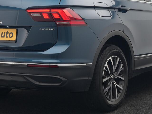Volkswagen TIGUAN 1.4 TSI eHybrid Life Plug In Hybrid 245pk Dealer O.H PHEV | Trekhaak Af Fabriek | Panodak | Adaptive Cruise | Camera | Sportstoelen Verwarmd | Navigatie | Stuurverwarming | Virtual | DAB |