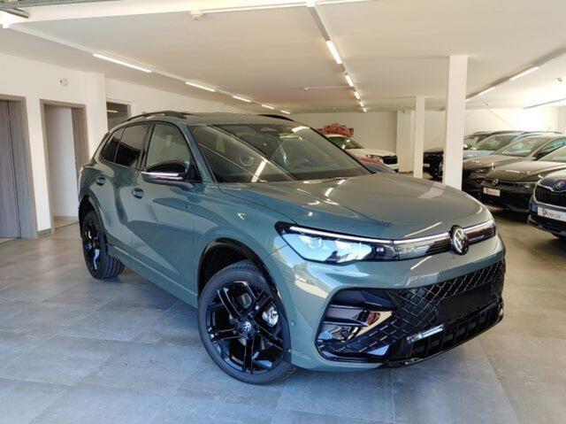 Volkswagen TIGUAN 1.5 TSI R-LINE 272 PK E-HYBRID PANO-DAK/TREKHAAK/DCC/HUD/CAMERA