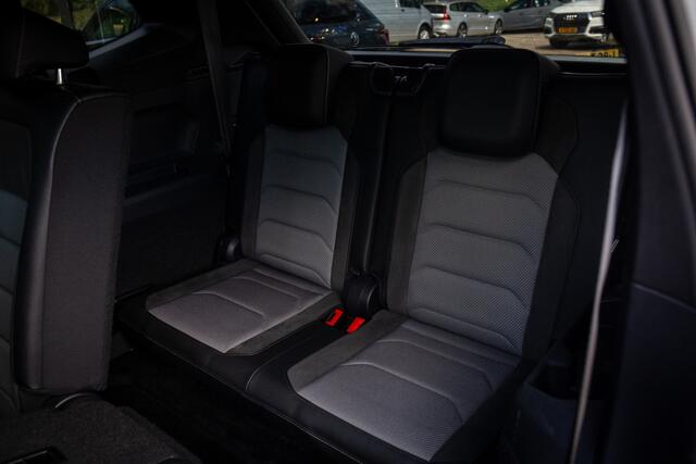 Volkswagen TIGUAN Allspace 1.5 TSI Highline Business R 7p. 7-persoons, Adap. cruise, Elektr. glazen panoramadak, R-interieur