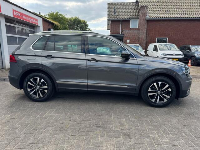 Volkswagen TIGUAN 1.5TSI 150PK DSG Highline Virtual 360 Camera ACC HUD Navi