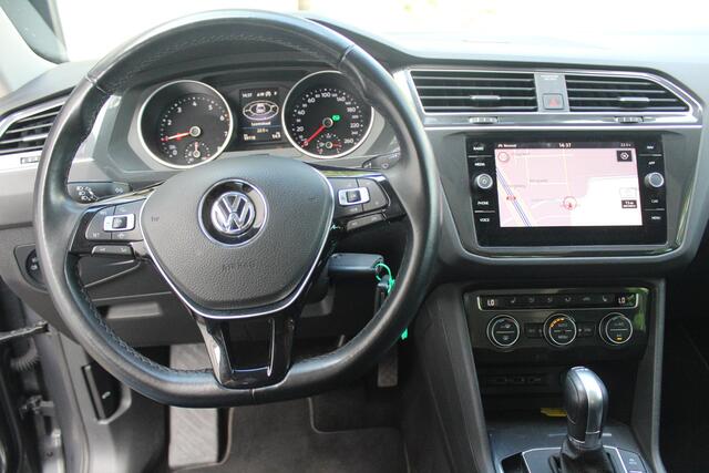 Volkswagen TIGUAN 1.5 TSI ACT Comfortline Business